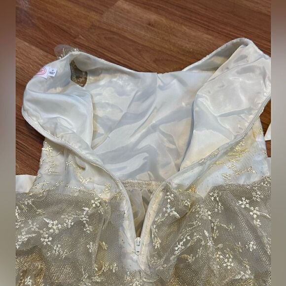 Wonder Nation Girls cream colored dress - size 8 - Picture 3 of 8